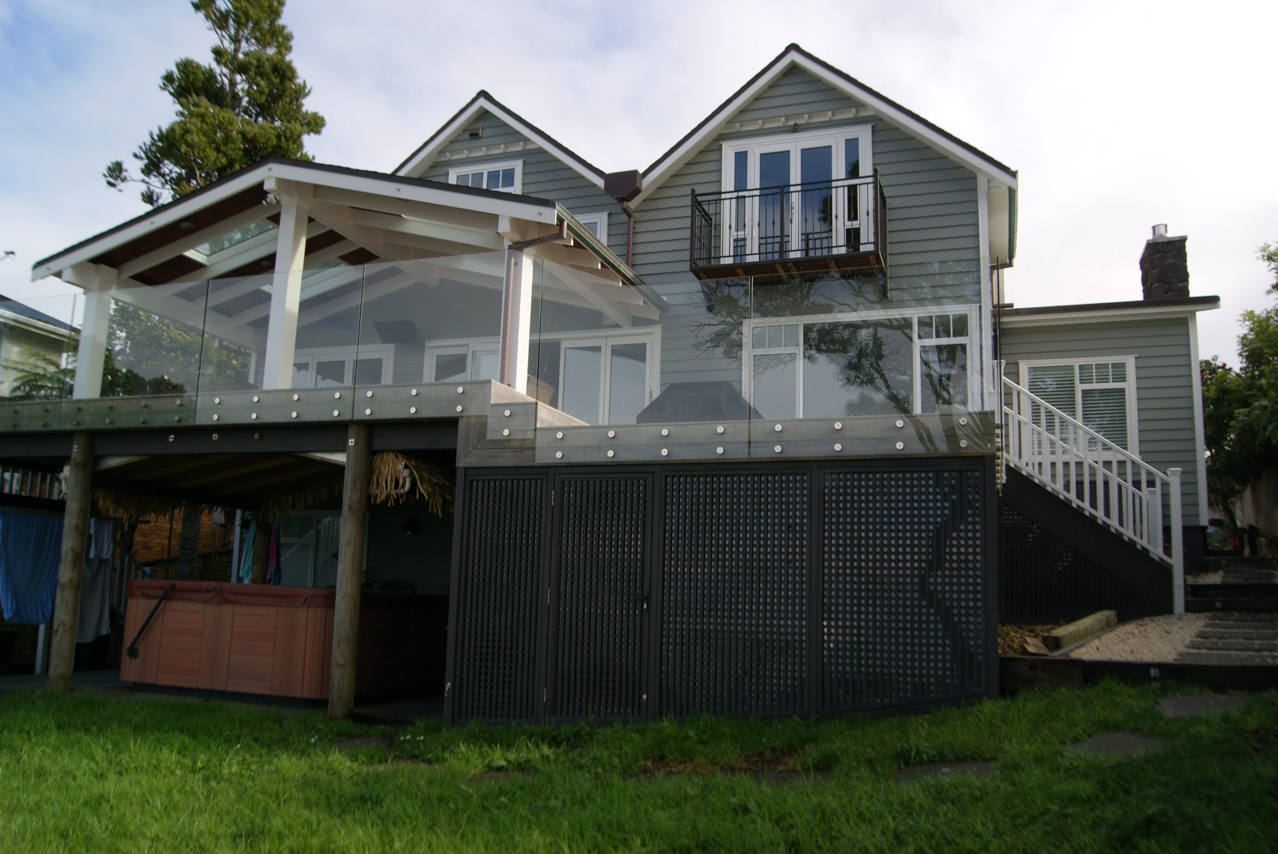 Lower deck and master bedroom above